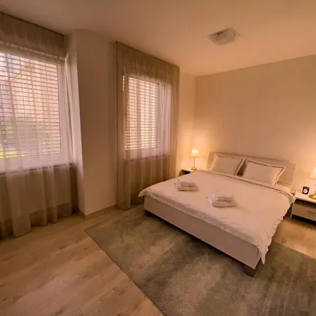 Apartment Elegant Escape I - Centre Bratislava