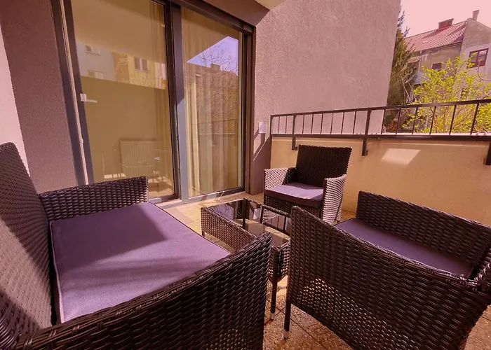 Elegant Escape I - Centre & Free Parking *