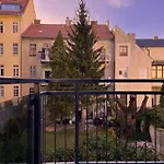 Elegant Escape I - Centre & Free Parking Lägenhet *