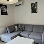 Elegant Escape I - Centre & Free Parking Lägenhet *