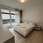 Lägenhet Elegant Escape I - Centre & Free Parking Bratislava