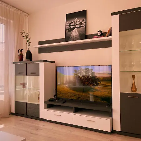 Elegant Escape I - Centre & Free Parking Apartment *