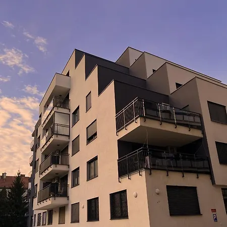 Apartment Elegant Escape I - Centre & Free Parking *