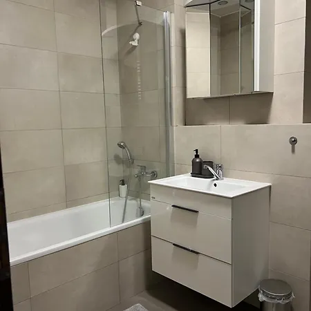 Apartment Elegant Escape I - Centre & Free Parking *