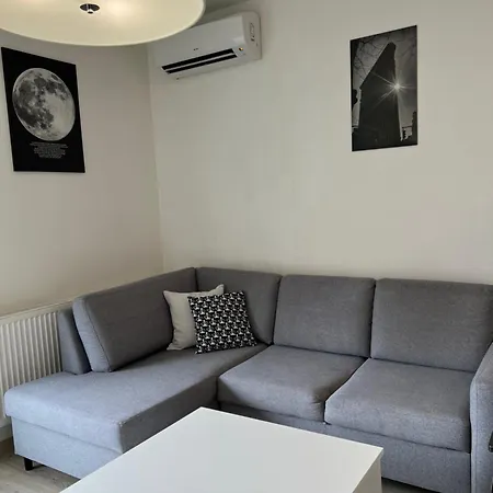 Elegant Escape I - Centre & Free Parking Apartment *